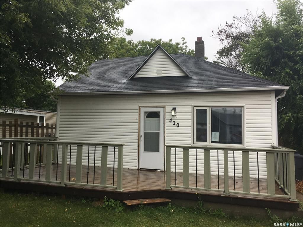 I have sold a property at 420 Ewen ST in Oxbow
