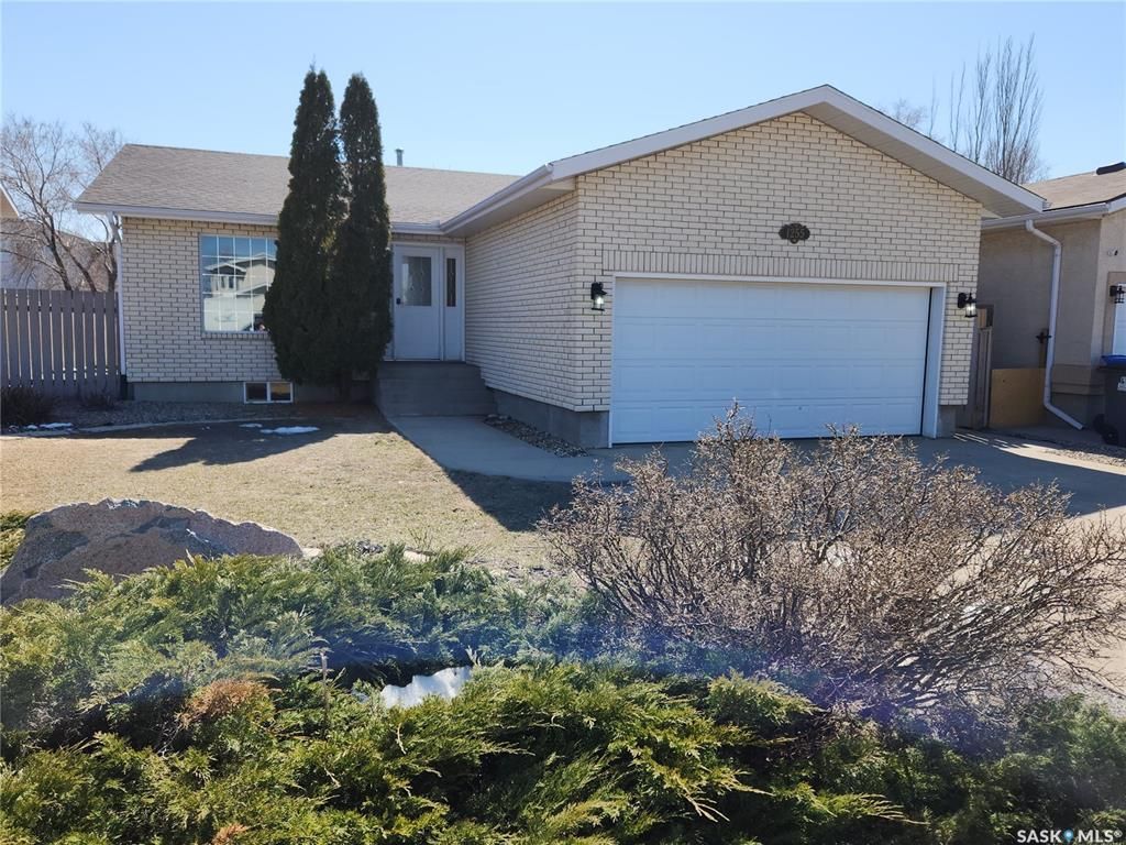 New property listed in Royal Heights, Estevan