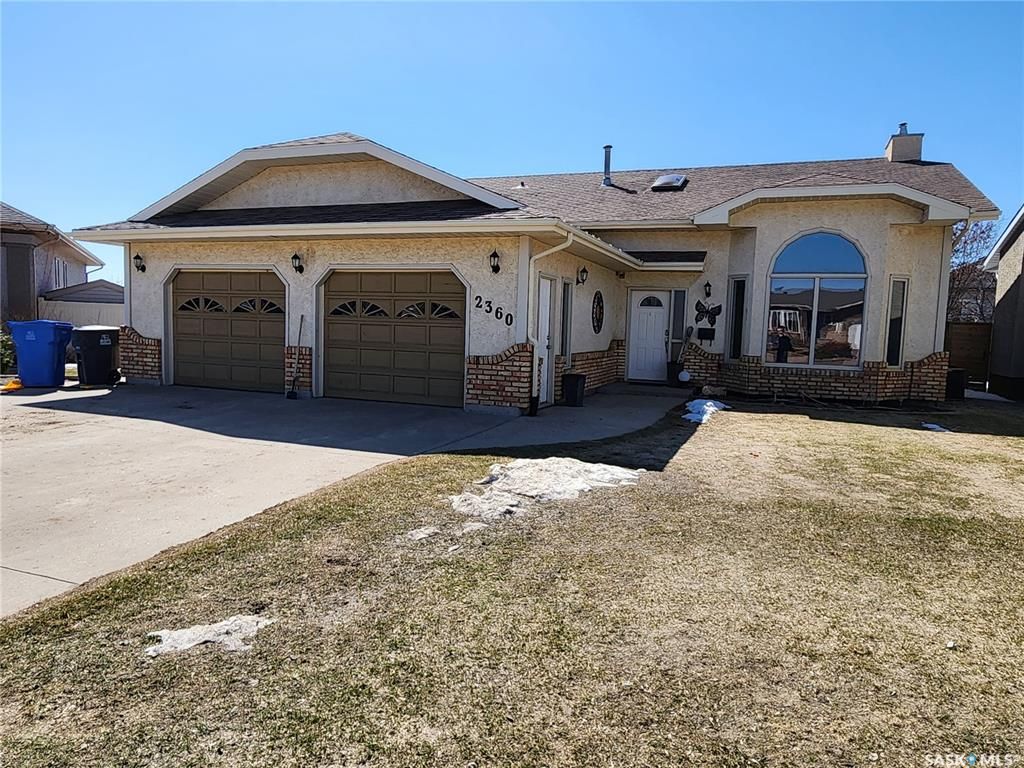 New property listed in Royal Heights, Estevan
